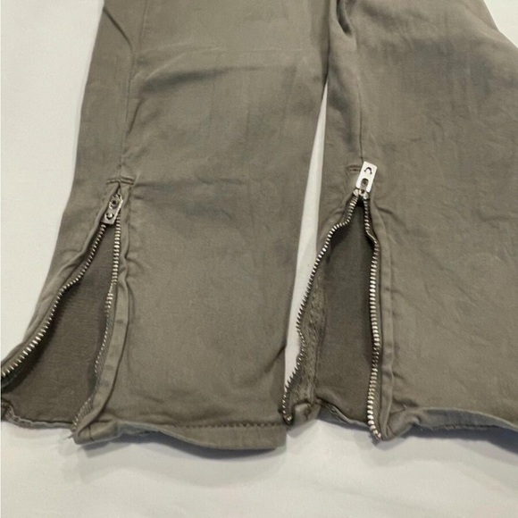True Religion Women's Skinny Cargo Pants Size 26 Dark Olive Pockets Zipper Hem - Picture 10 of 11